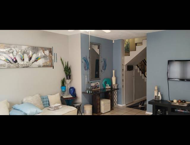 3 BEDROOM TOWNHOUSE FOR SALE IN THREE RIVERS PROPER